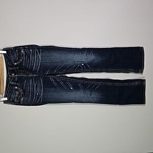 Silver Suki fluid denim 28x31 mid rise slim boot cut jeans